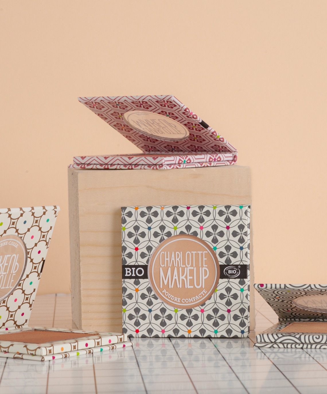 La poudre compacte BIO CHARLOTTE BIO